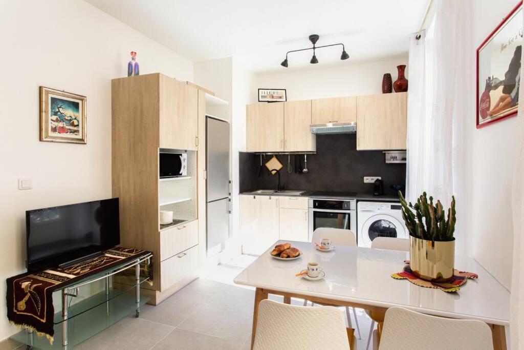 L6 2rooms 2mins Walk From Negresco & Sea Ac-wifi Leilighet *